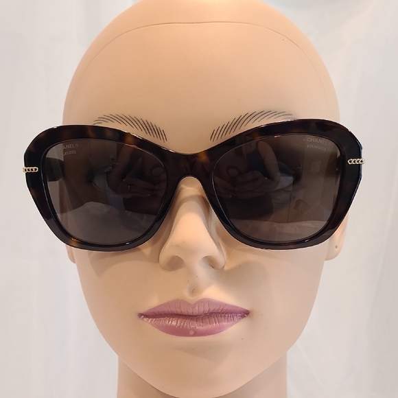 CHANEL Brown Sunglasses with Gold Accents main image 10
